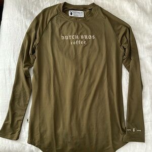 Men’s medium Dutch Bros shirt